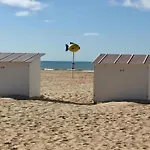 In Near & Napoleon 公寓 *