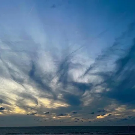 In Near & Napoleon Apartman *