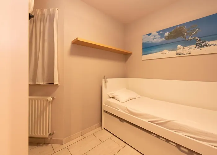 In Near & Napoleon * Ostend